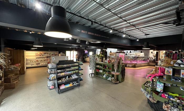 Moody Sow Farm Shop